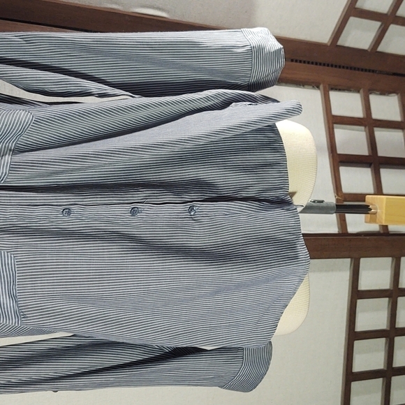 Express Grey and White Striped Button Down Shirt Sz M - Picture 3 of 11